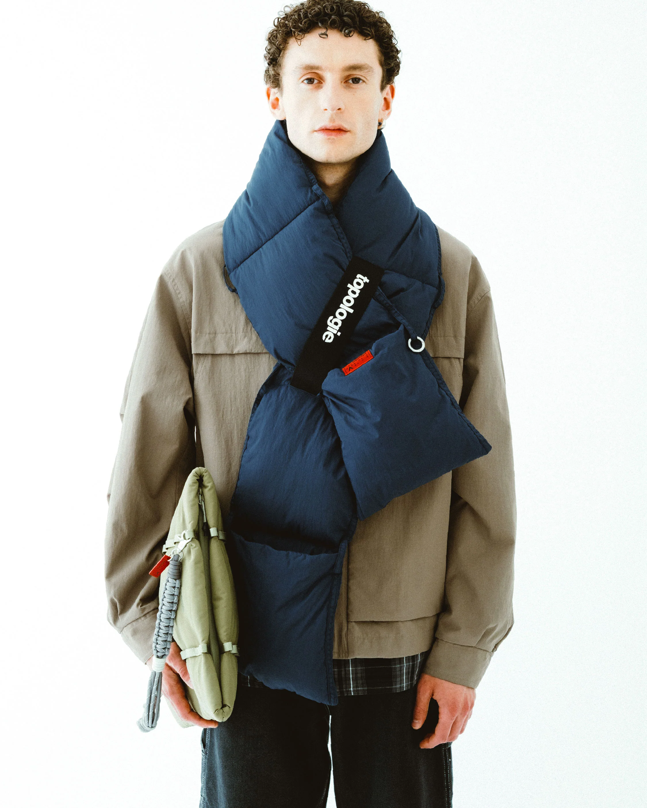 Puffer Scarf - Image 5