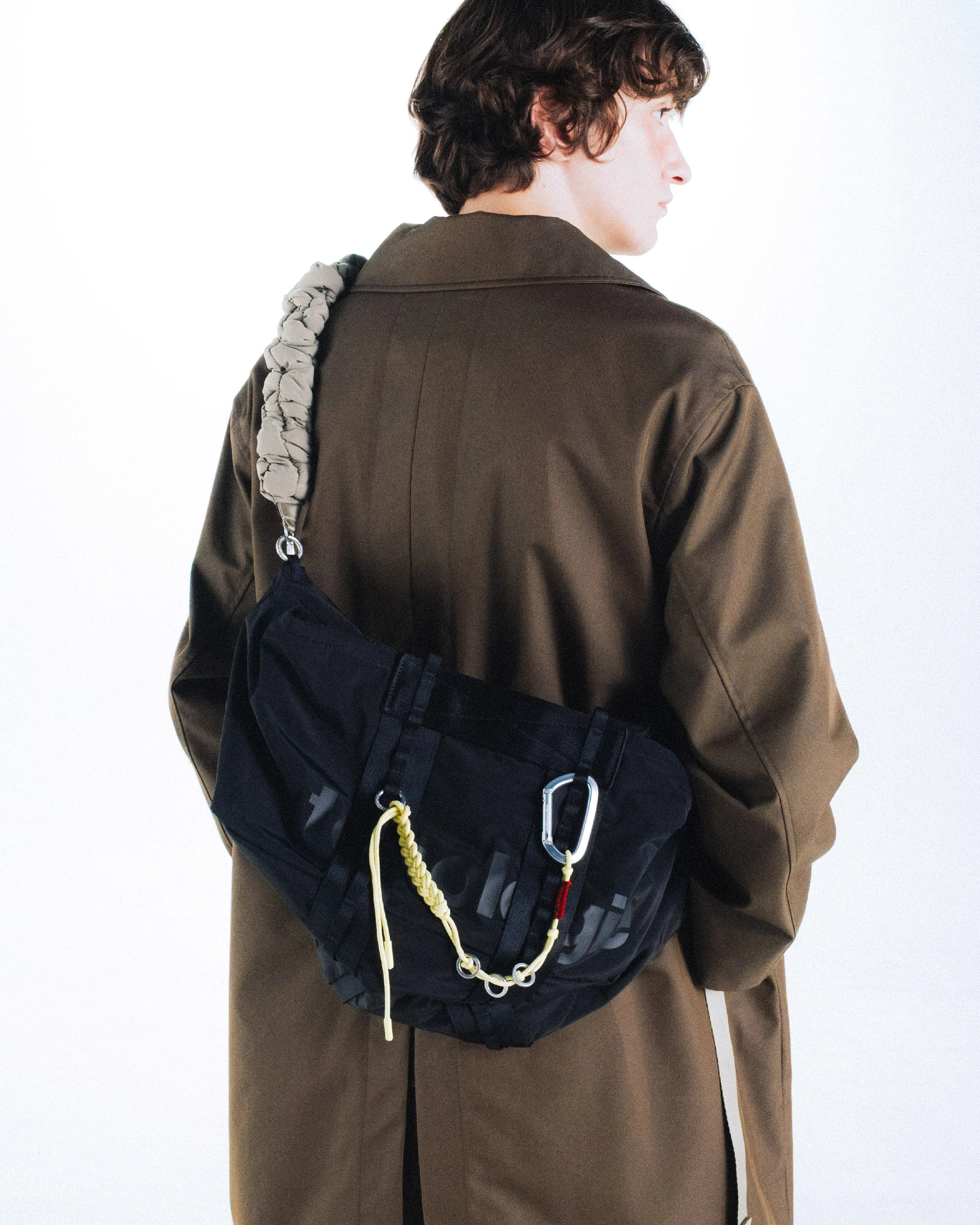 Summit Duffle Medium - Image 9