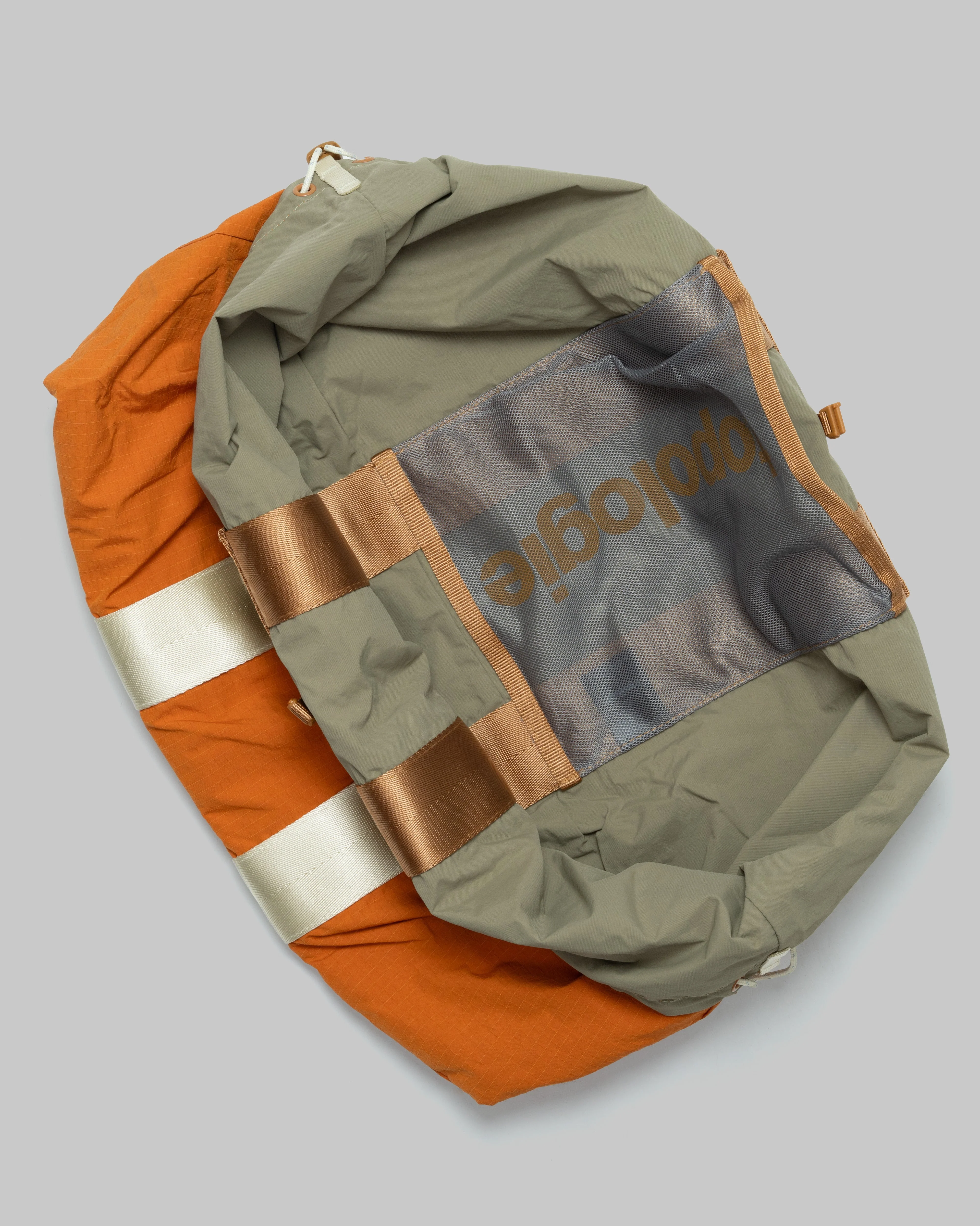 Summit Tote Wide Medium - Image 15