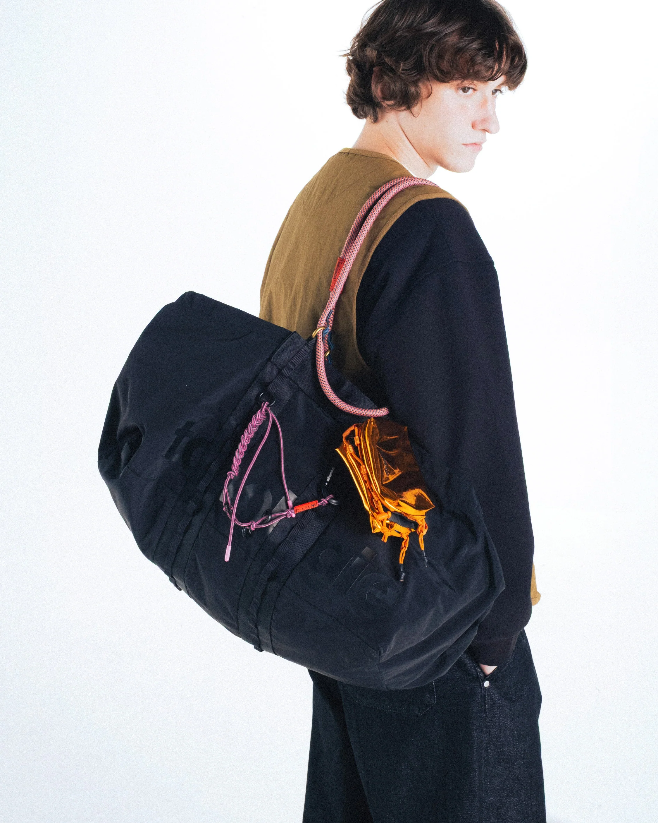 Summit Duffle Medium - Image 8