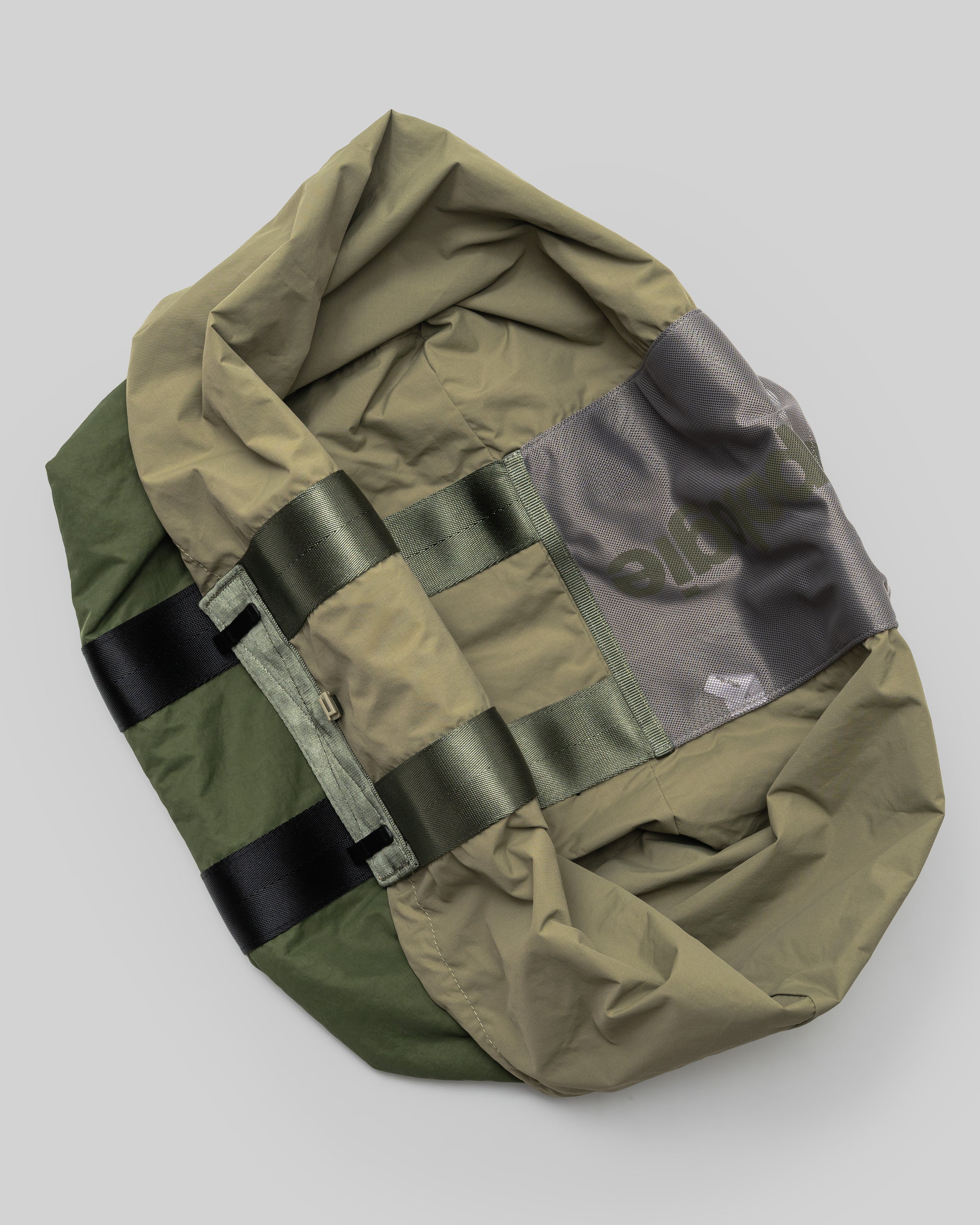 Summit Tote Large - Image 21