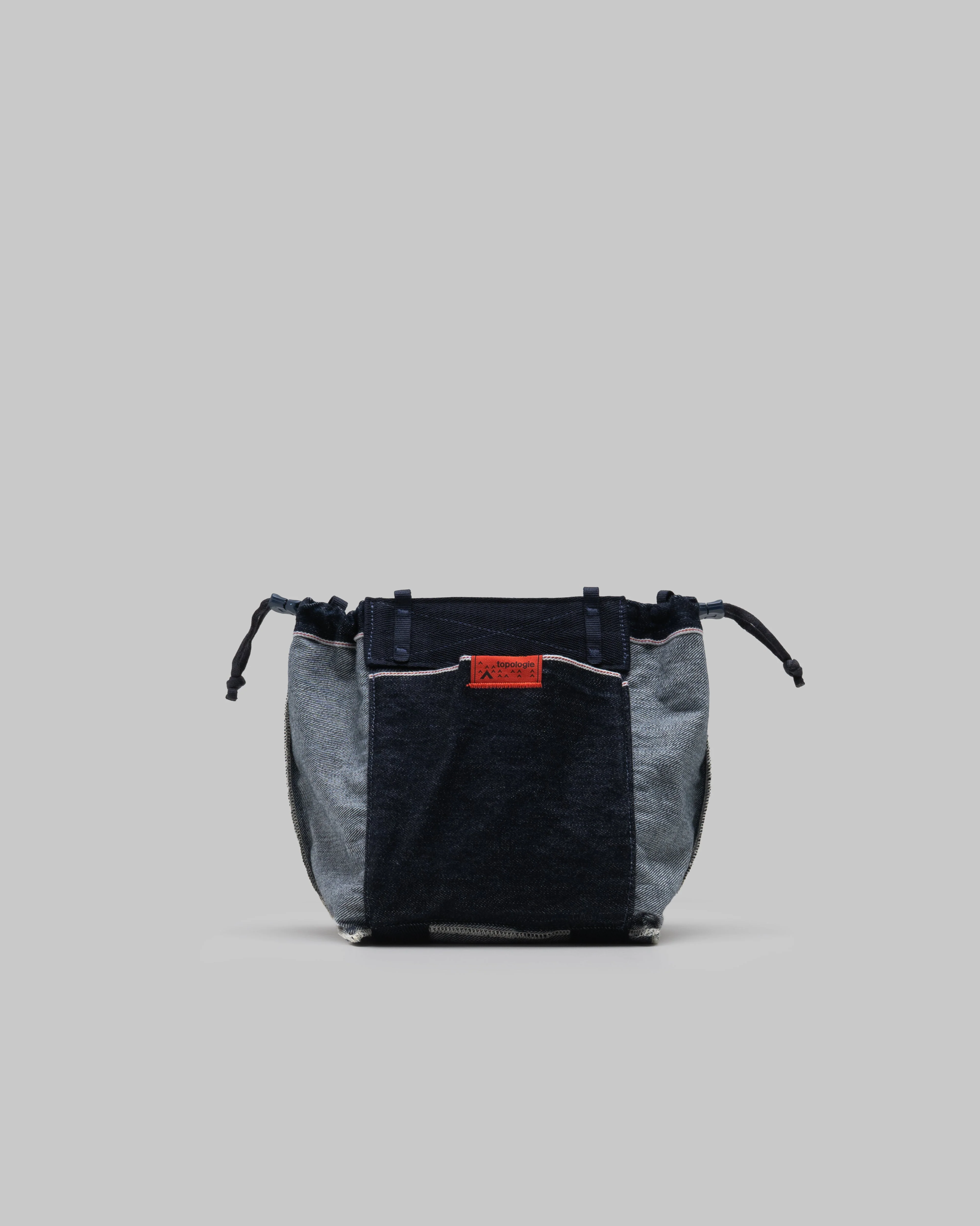 Summit Tote Small - Image 15