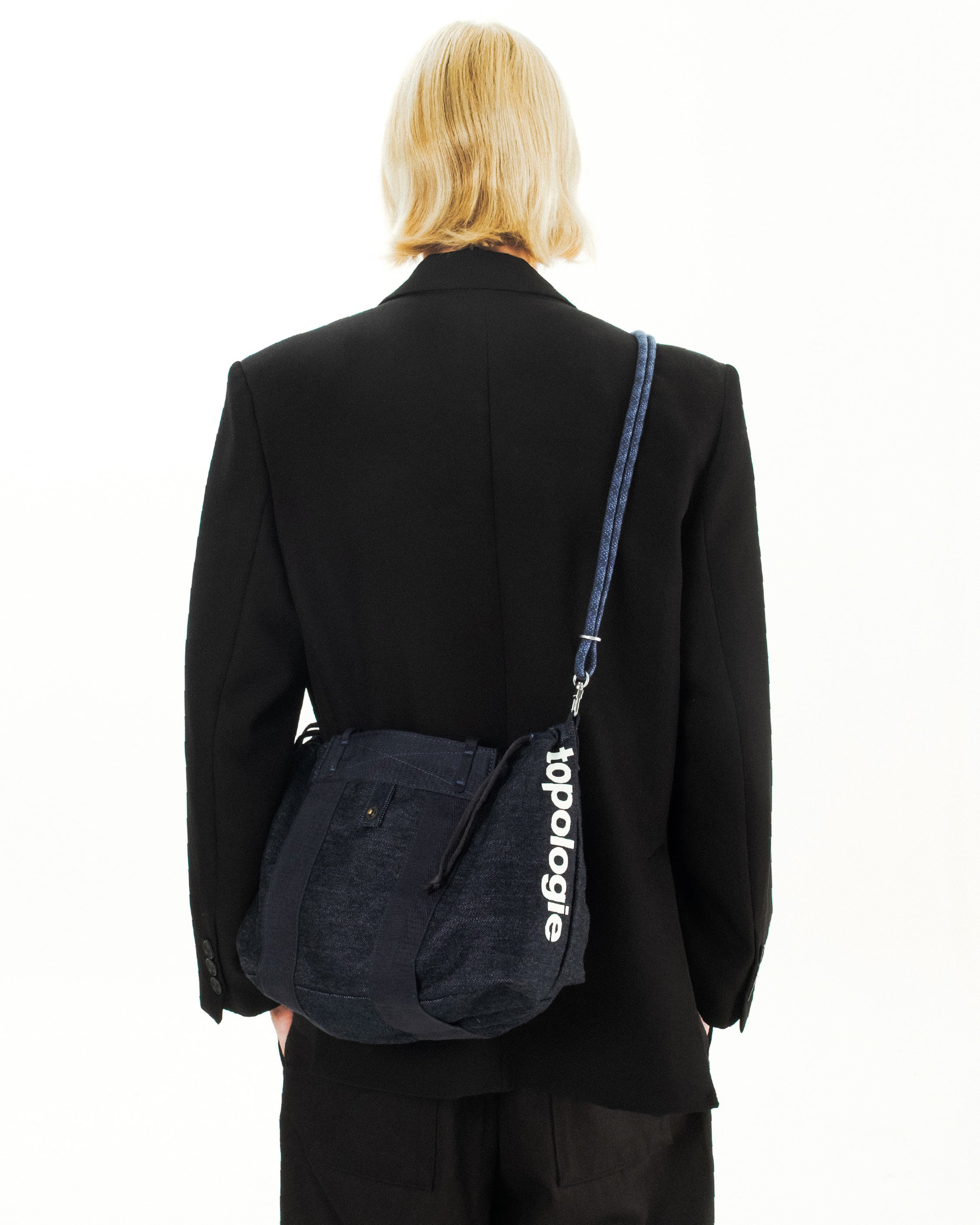 Summit Tote Small - Image 20